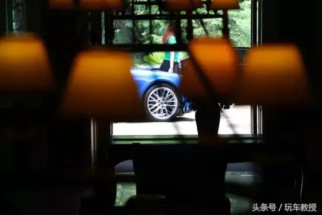 剑指马德里德比萨乌尔,全新保时捷panamera首试车