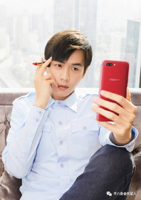 这些女明星居然都在扭屁股？OPPOR11热力红厉害了！