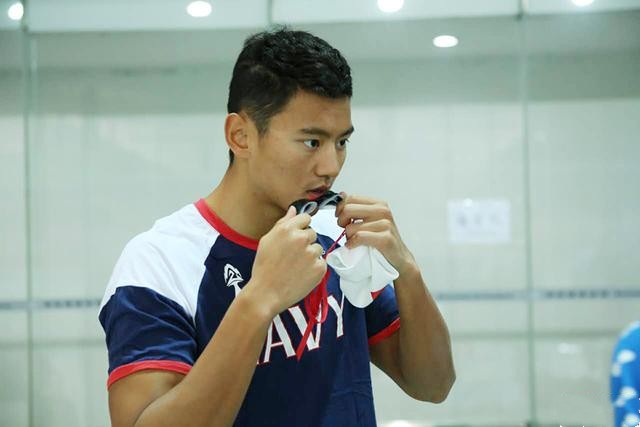 游泳运动员宁泽涛能复出吗,泳坛冠军宁泽涛近况