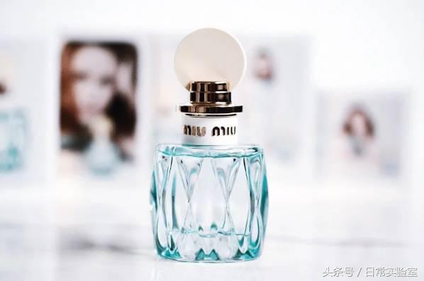 单身多年！老子终于靠这瓶香水把女神追到了手（评论送耳机）