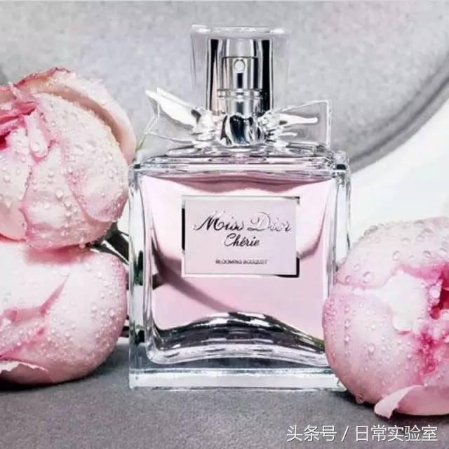 单身多年！老子终于靠这瓶香水把女神追到了手（评论送耳机）