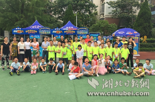 武汉中小学生足球比赛,武汉校园足球比赛视频