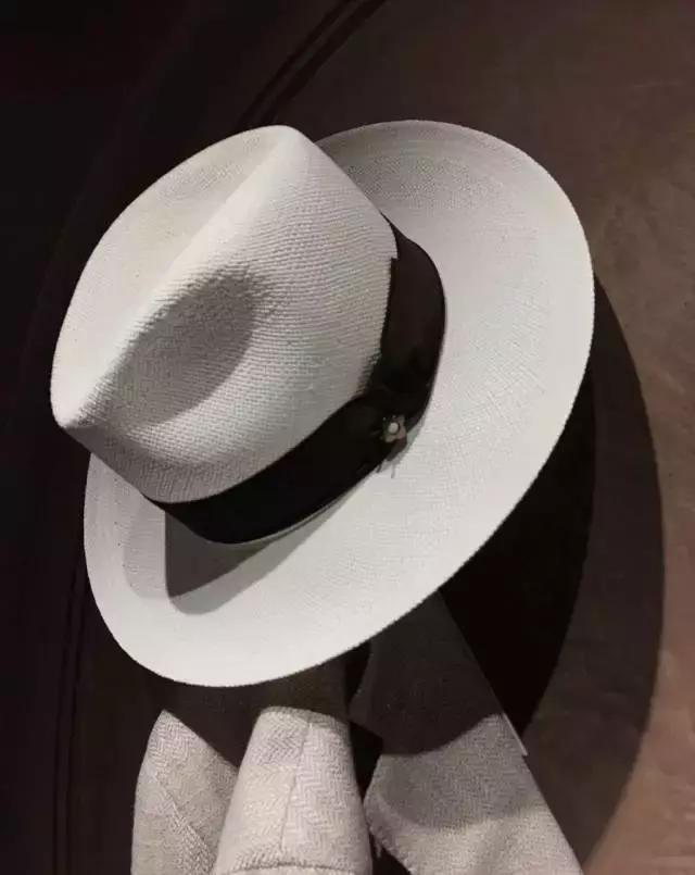 男士如何买衣服,男士买衣服搭配顺序表