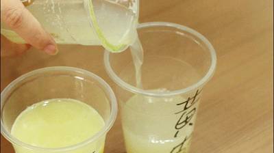 啊！好咸！好爽！喝完一袋盐后小编身残志坚，只为告诉你谁是老盐界的no.1！