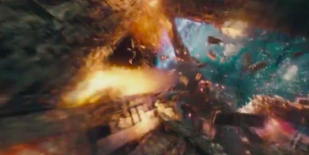 《变形金刚》导演多能炸？火花百米高，一部电影炸掉1000多亿！