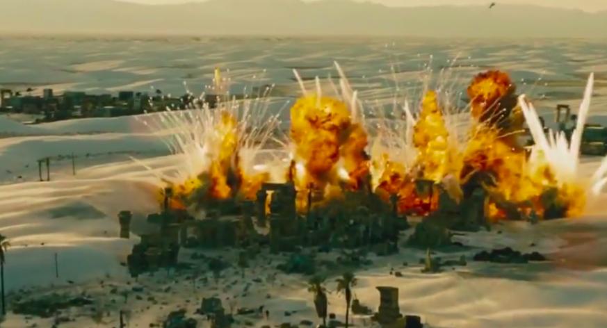 《变形金刚》导演多能炸？火花百米高，一部电影炸掉1000多亿！