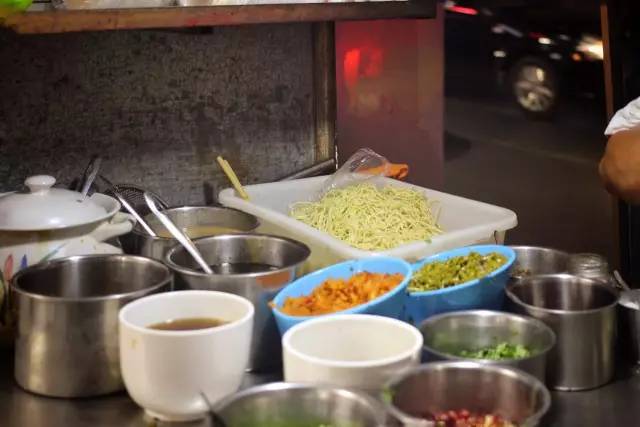 这才是淮北该有的深夜食堂故事：总有个地方治愈失眠