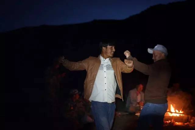 九零后牧羊人,新疆年轻牧羊人