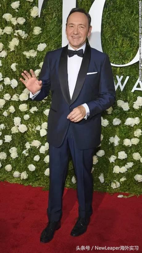 第76届托尼奖颁奖典礼,托尼奖红毯彩虹玫瑰墙