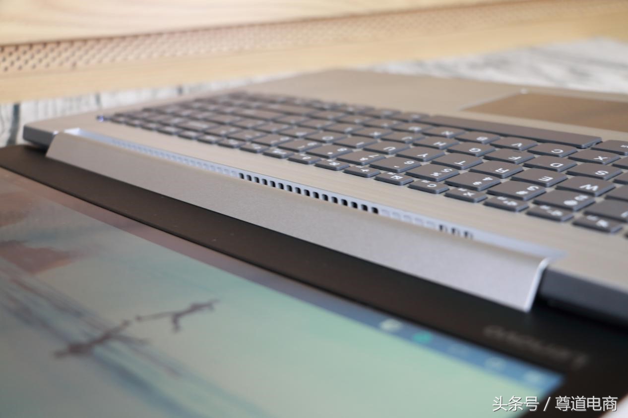 联想小新潮5000和潮7000哪个好,联想笔记本小新潮5000配置图