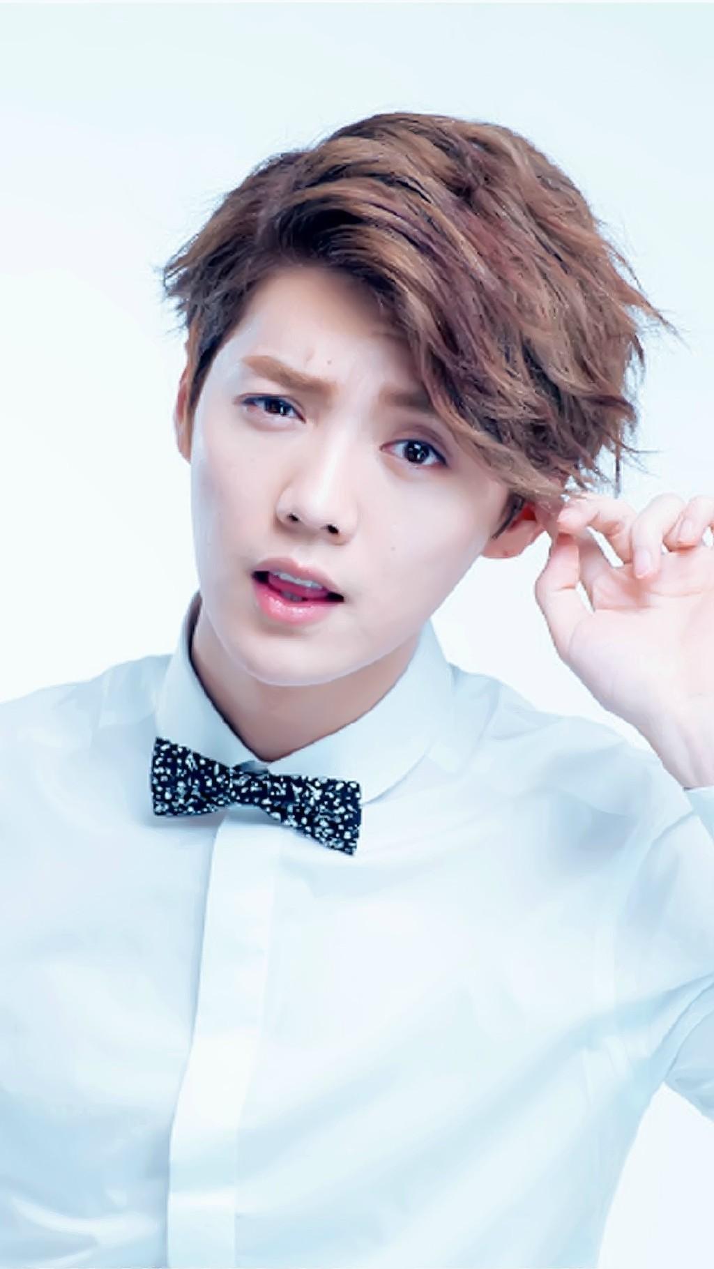 鹿晗勋章歌词壁纸图片,鹿晗关晓彤图片壁纸全屏