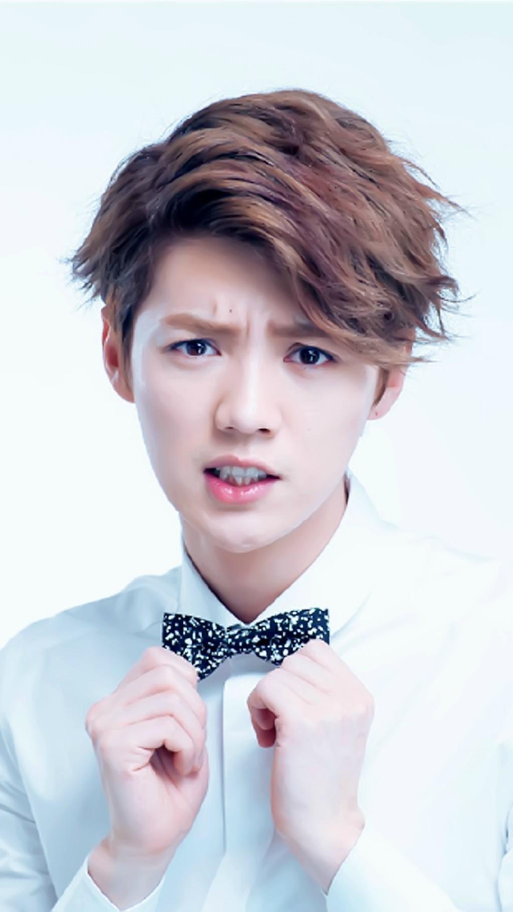 鹿晗勋章歌词壁纸图片,鹿晗关晓彤图片壁纸全屏