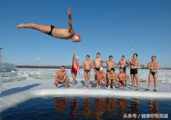 肺气肿如何冬病夏治,肺气肿三伏天可以治吗
