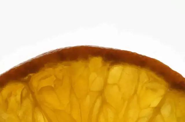 杨梅有小白虫把它用盐水泡出来,不谨慎吃了杨梅里的小白虫怎么办