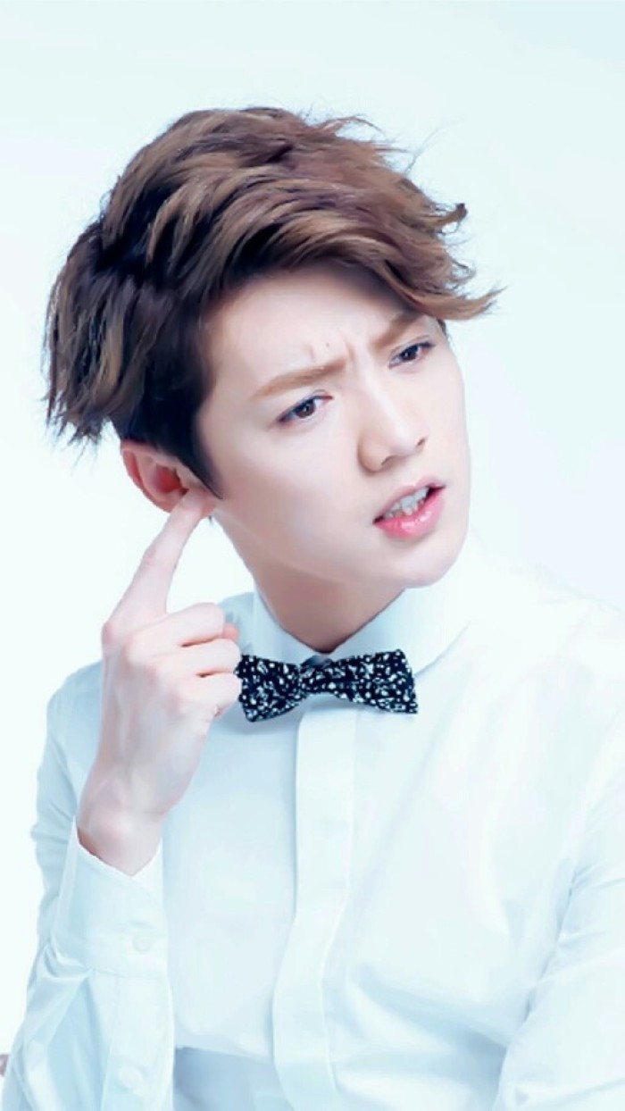 鹿晗勋章歌词壁纸图片,鹿晗关晓彤图片壁纸全屏