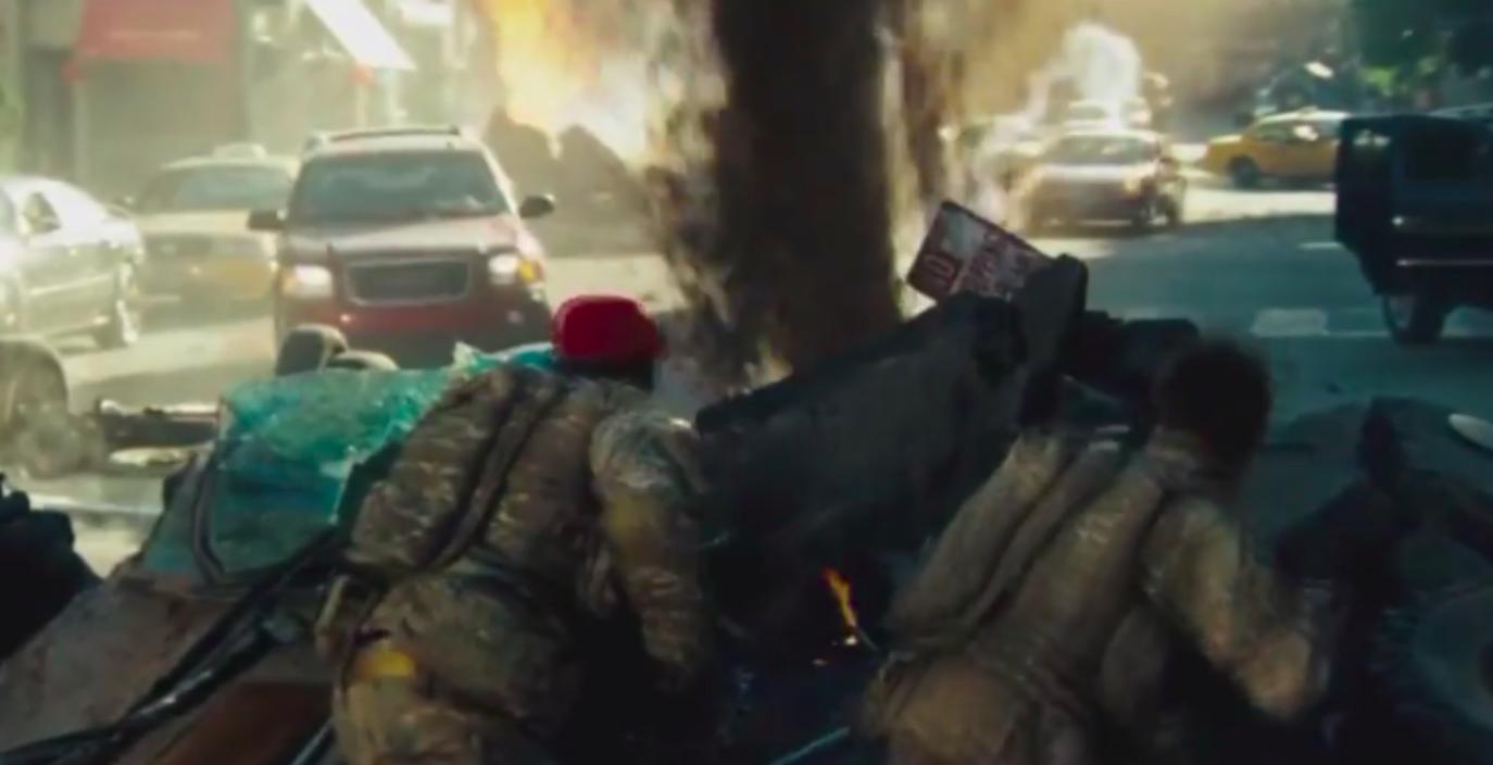 《变形金刚》导演多能炸？火花百米高，一部电影炸掉1000多亿！