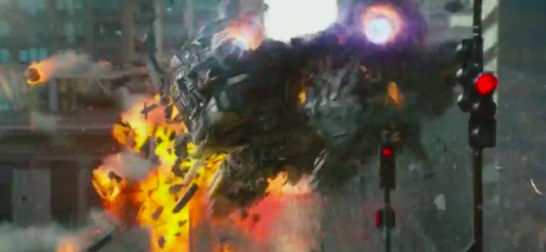 《变形金刚》导演多能炸？火花百米高，一部电影炸掉1000多亿！