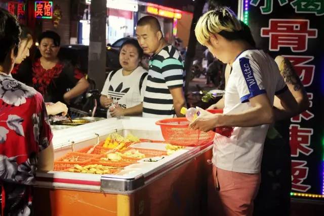 这才是淮北该有的深夜食堂故事：总有个地方治愈失眠