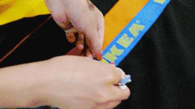 贫穷使人进步,贫穷使人进步后面一句