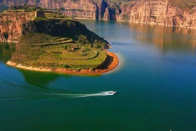 武汉又加开高铁线了，去兰州、乌鲁木齐这些地方玩，省钱又省时啦！