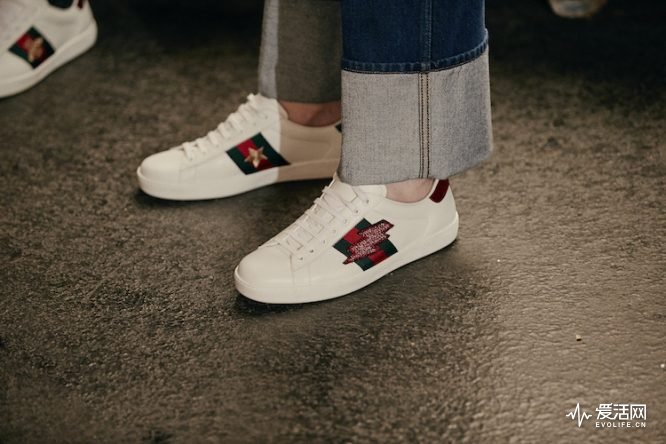 为什么今年这么流行小白鞋,为什么又流行小白鞋了