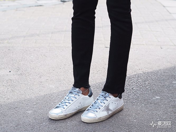 为什么今年这么流行小白鞋,为什么又流行小白鞋了