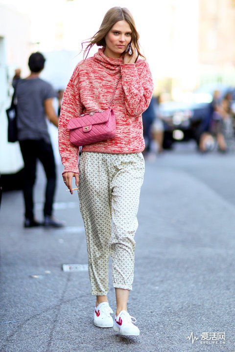 为什么今年这么流行小白鞋,为什么又流行小白鞋了