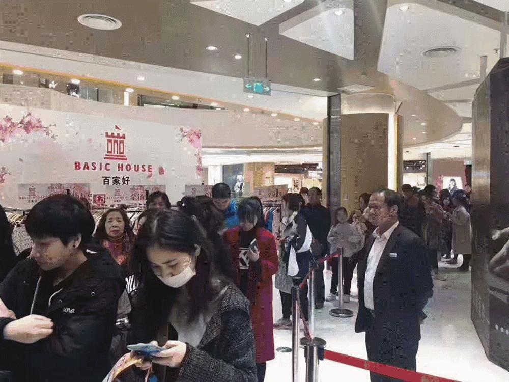 网红大蛋挞外酥里嫩超级好吃的,9.9网红蛋挞