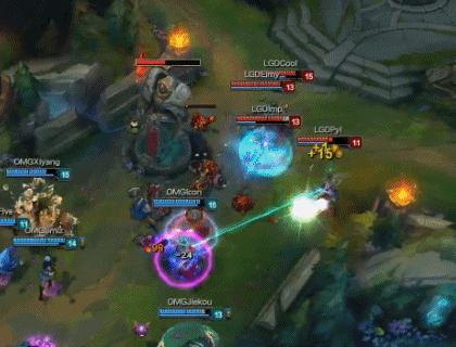 [动图集锦]五杀过后惨被针对JDG不敌苏宁，lwx大嘴熔化女警