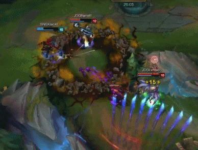 [动图集锦]五杀过后惨被针对JDG不敌苏宁，lwx大嘴熔化女警