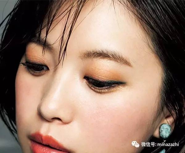 星宿暗夜蓝美瞳眼妆搭配,彩妆蓝色眼妆搭配