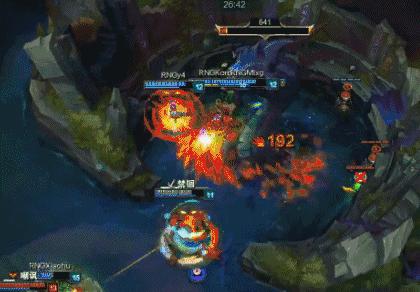 [动图集锦]五杀过后惨被针对JDG不敌苏宁，lwx大嘴熔化女警