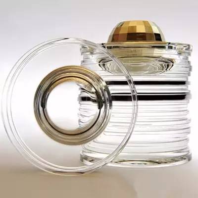 这些“毫无人性”的化妆品，足以证明你是个节约持家的好女孩