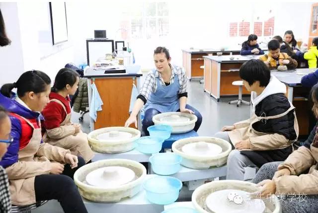 三牛公开课｜6月4日机器人/3D打印/VR/陶艺/编曲……