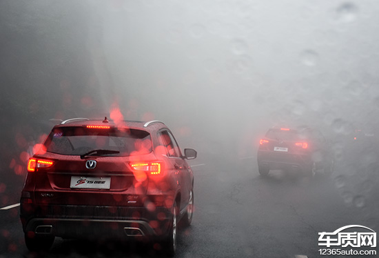 18款1.5t长安cs75试驾,1.8t长安cs75试驾点评