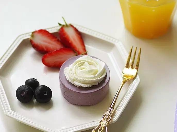 不加奶油的冻芝士蛋糕,有蛋糕坯有冻芝士的蛋糕怎么做