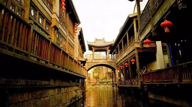 欢乐颂2谢童关关在一起了吗,欢乐颂2关关谢童在海边看日出