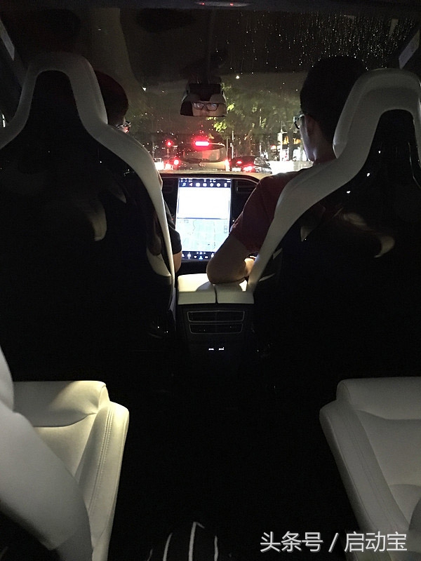 特斯拉modelyperformance试驾,特斯拉modelx2021款plaid版