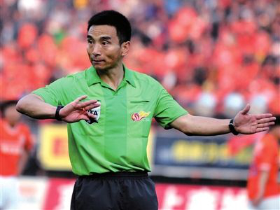 普通人怎么成为台球裁判,如何成为一名世界级足球裁判