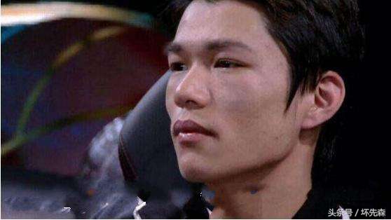 网友四段话描述四位电竞选手，打职业，真的太难