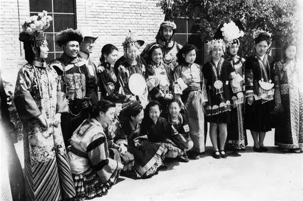 清华北大的全部视频,清华大学九十年代的照片