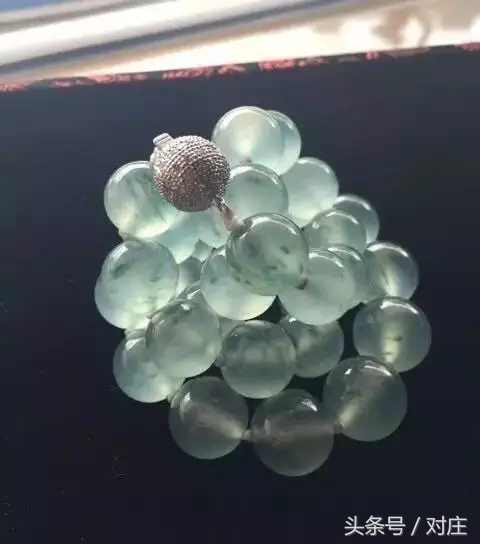 顶级翡翠毛料切割视频,翡翠极品图解