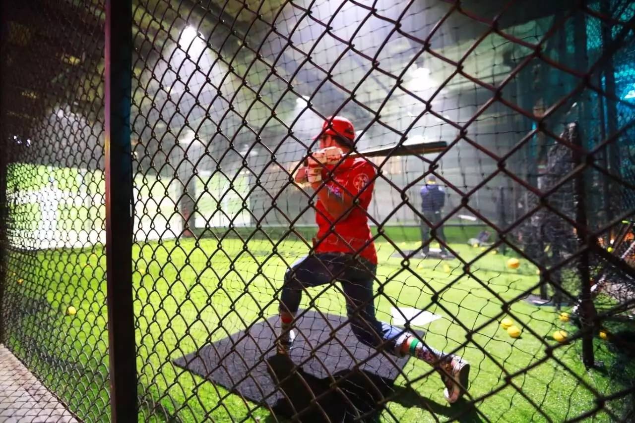 霸道总裁、米其林一星、西南第一，这家棒球餐吧到底什么来头？