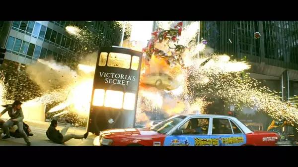 《变形金刚》导演多能炸？火花百米高，一部电影炸掉1000多亿！