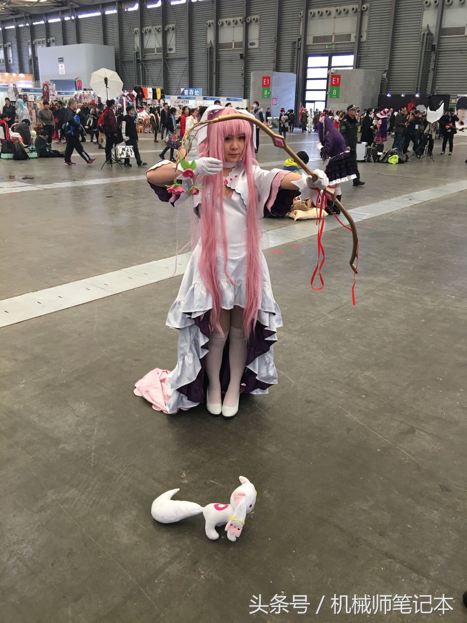 电脑玩英雄联盟fps只有一百多,笔记本电脑玩英雄联盟fps40能玩吗