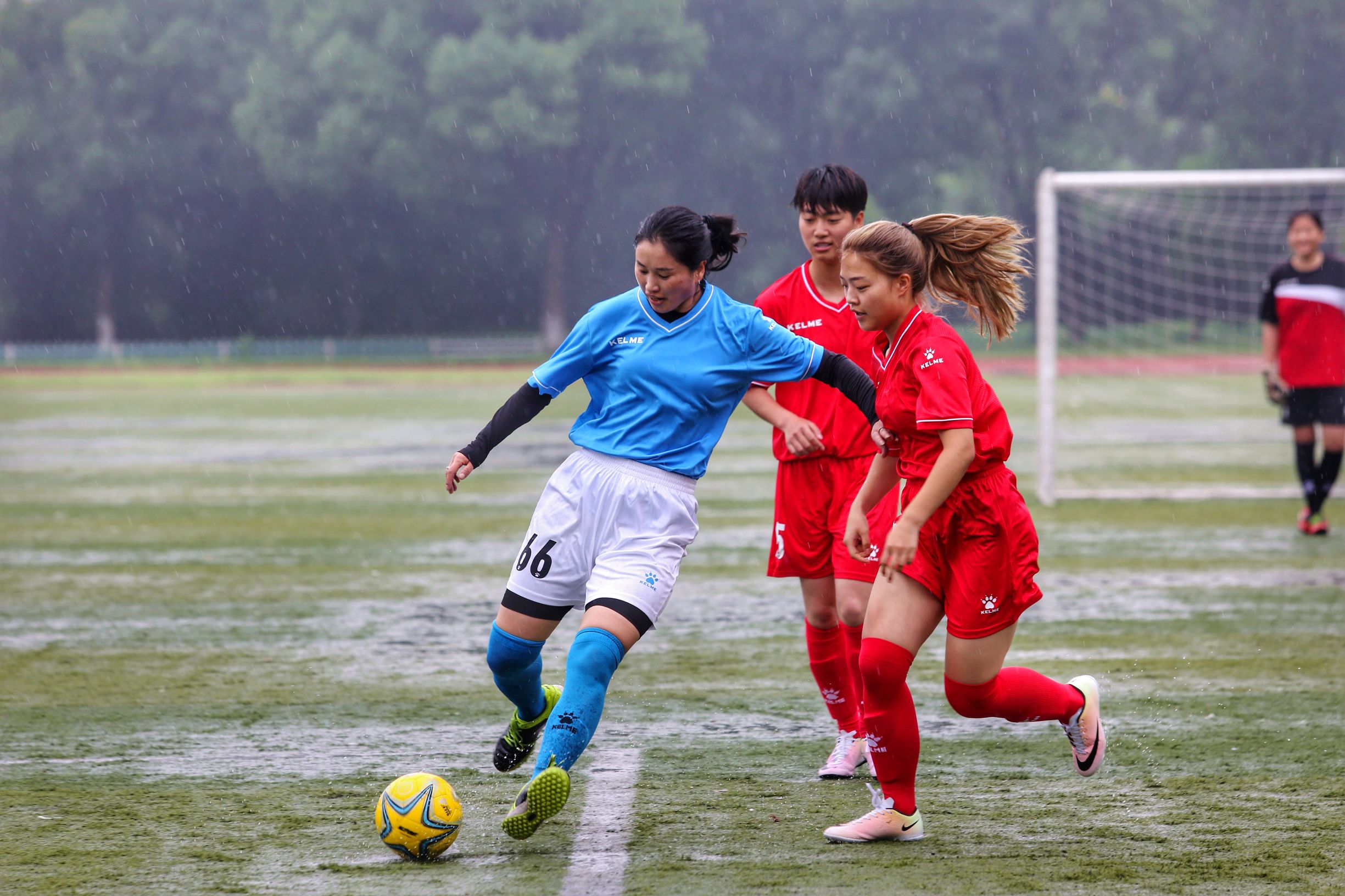 湖州初中女子足球比赛,湖州市2018女子足球