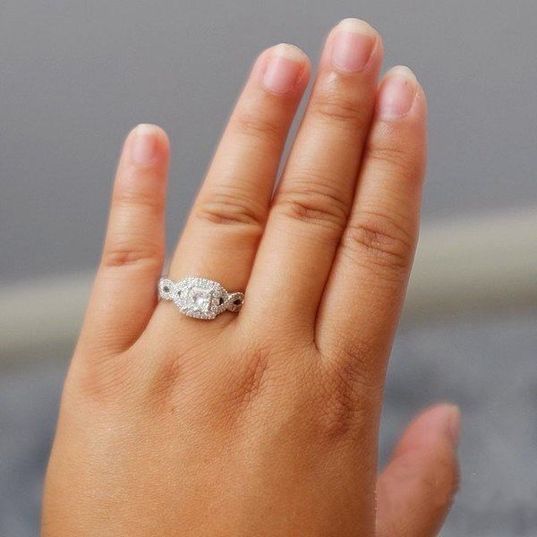 凡士林的妙用功效,凡士林除了护肤还有什么其他妙用