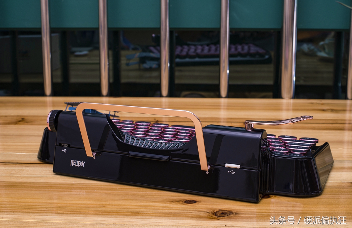 樱桃有一款铁的机械键盘,樱桃新款机械键盘