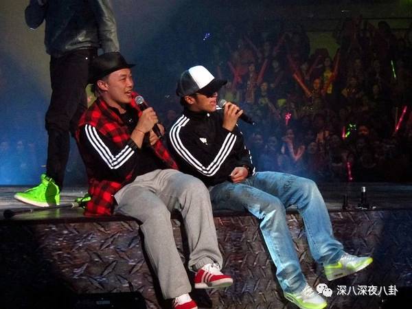 老周生二胎辣！陈医生给小小周准备出生礼物脑洞海了去