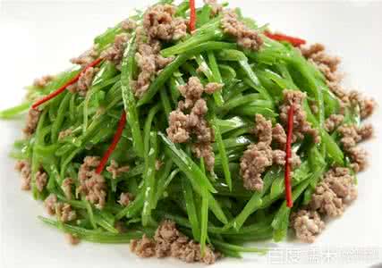 这个季节吃嫩蚕豆,这个季节吃的菜豆